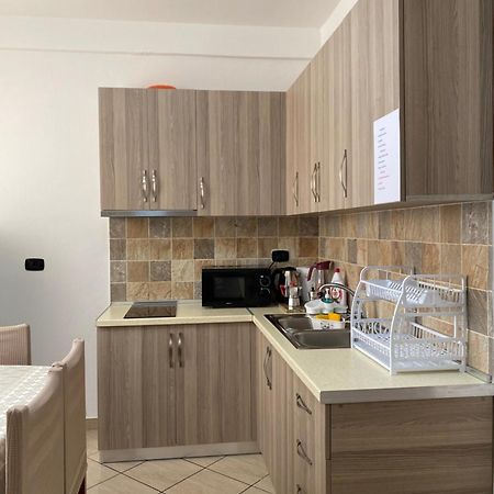 VlorëRikardo Apartament公寓 外观 照片