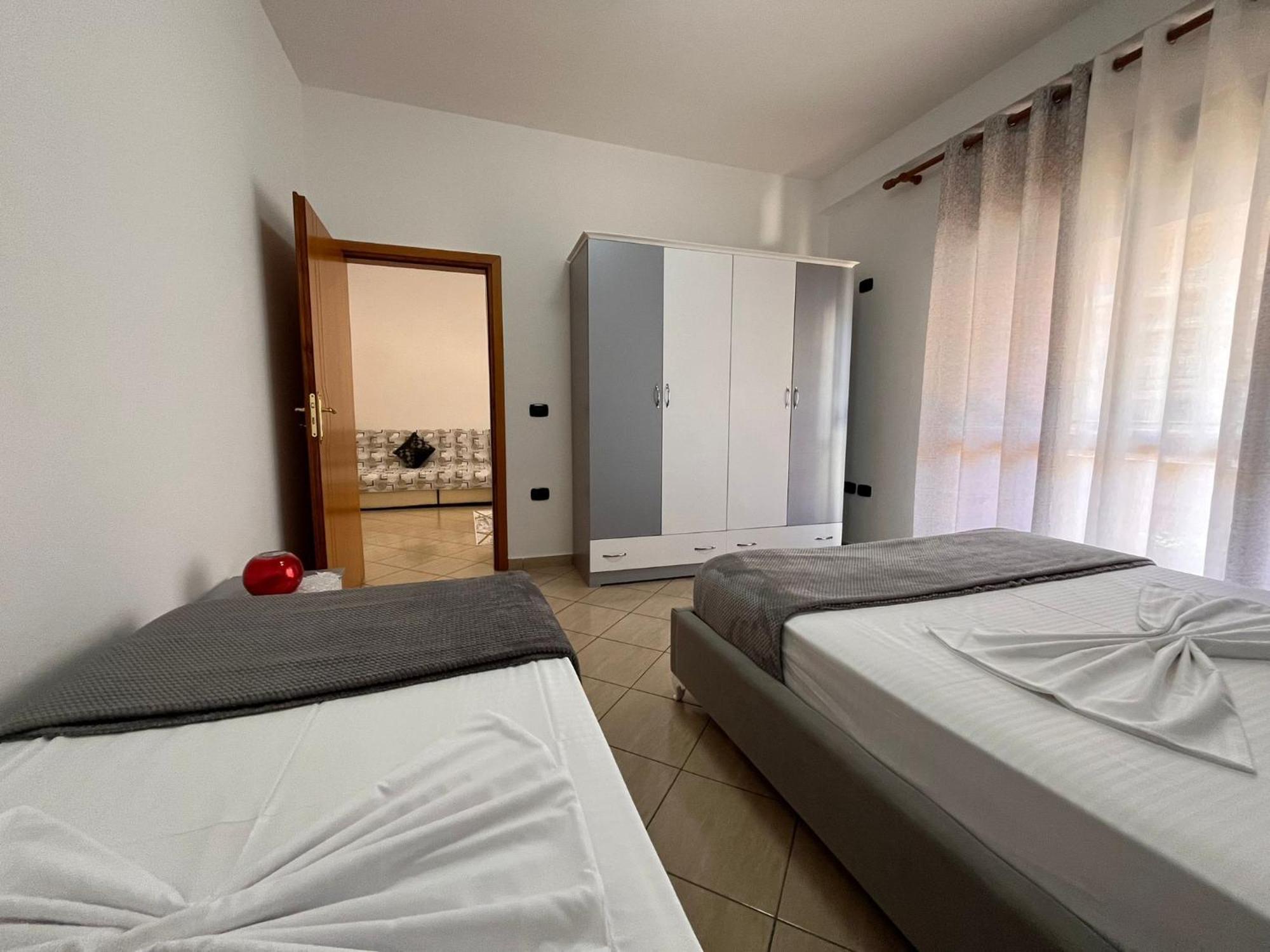 VlorëRikardo Apartament公寓 外观 照片