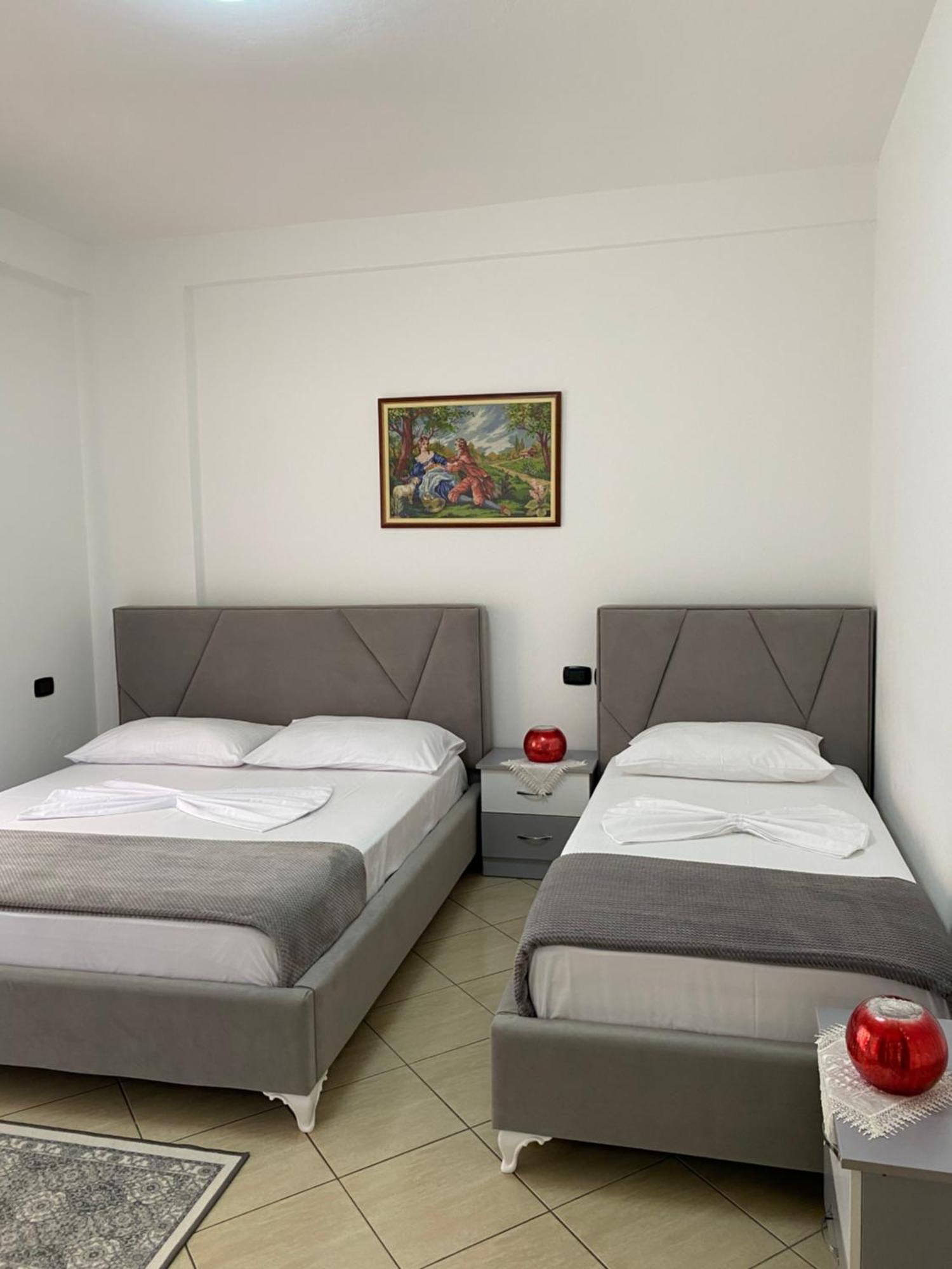 VlorëRikardo Apartament公寓 外观 照片