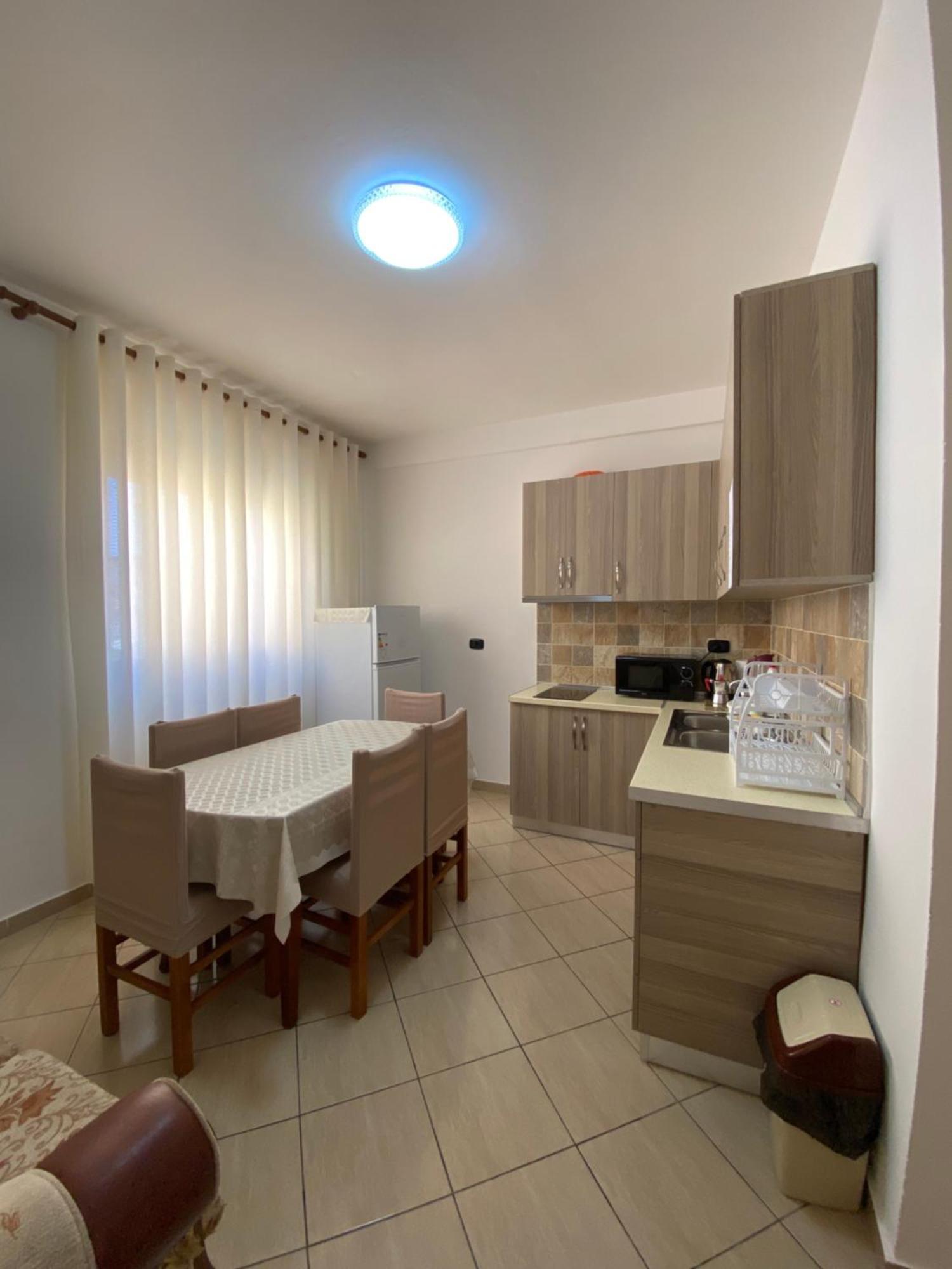 VlorëRikardo Apartament公寓 外观 照片