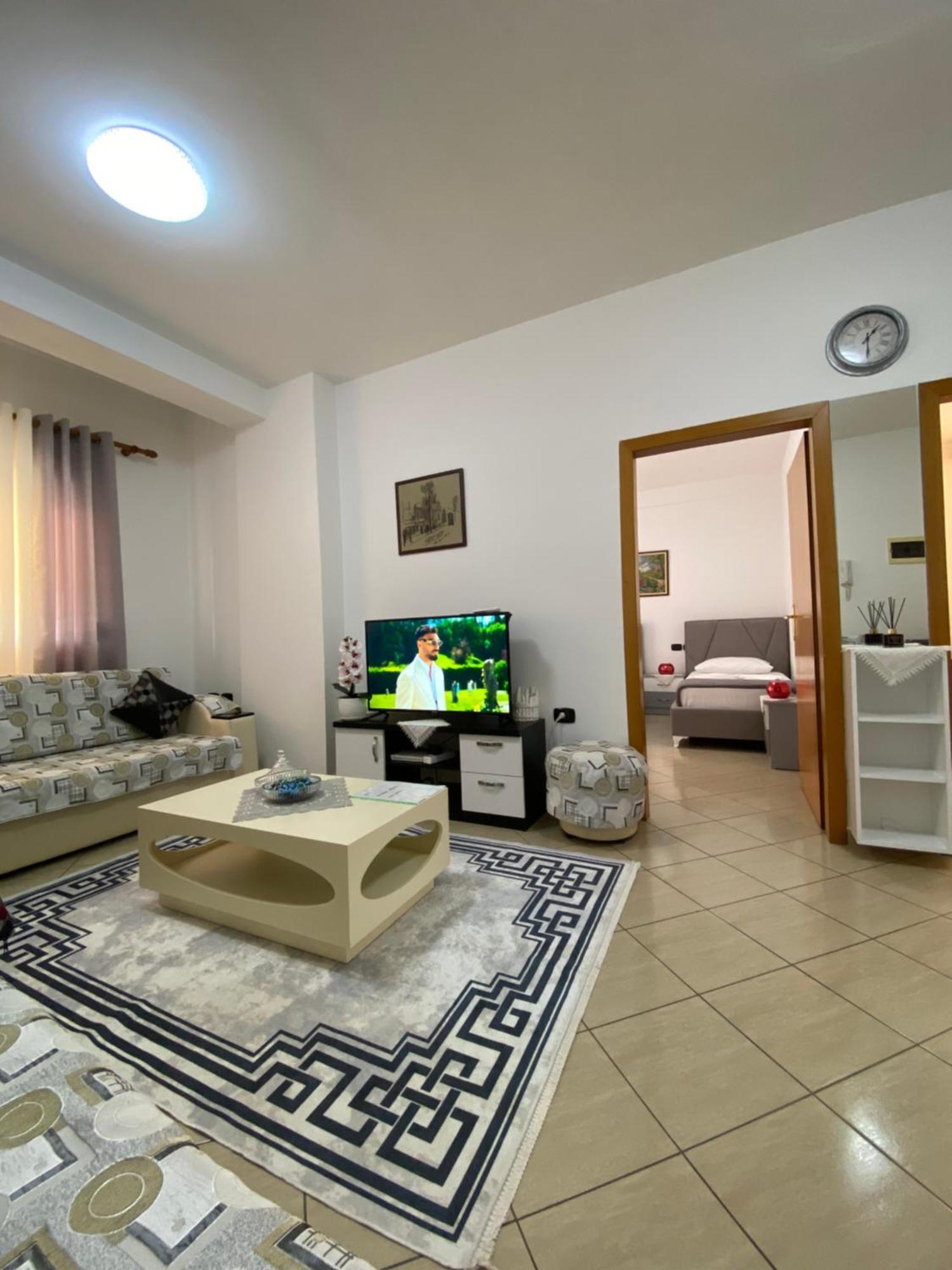 VlorëRikardo Apartament公寓 外观 照片